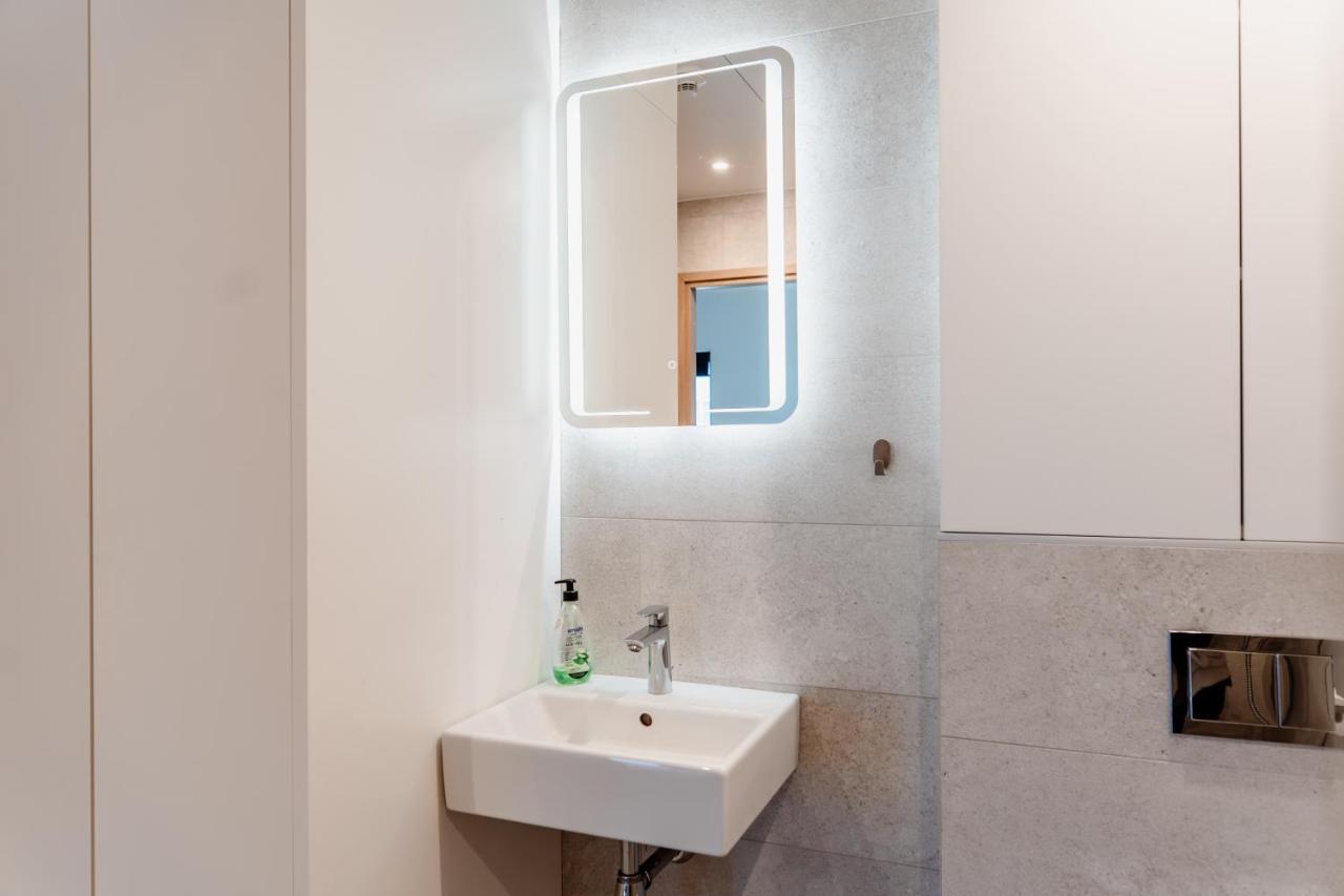 Dream Stay - Modern Apartments In City Centre Таллінн Екстер'єр фото